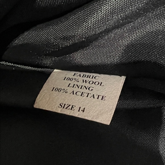 VINTAGE JOD 100% Wool Black Coat with Faux Fur Trim, made in the USA. - Picture 4 of 5